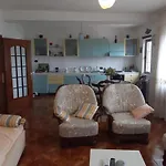 Rosa 4* Berat