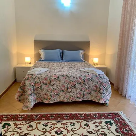 Rosa Aparthotel *