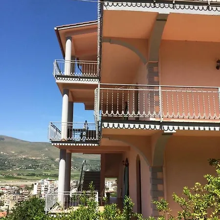 Rosa Hotel apartamentowy 4*