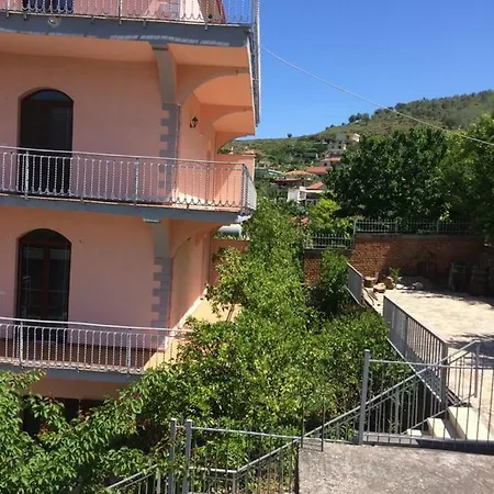 Appart hôtel Rosa 4*
